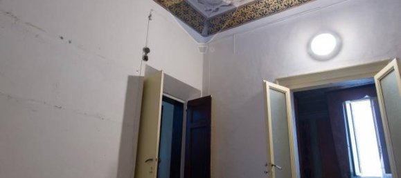 15 rooms House in Jesi, Italy No. 2093 5