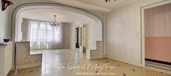 Casa de 2 dormitorios en Artenay, France No. 260410 3