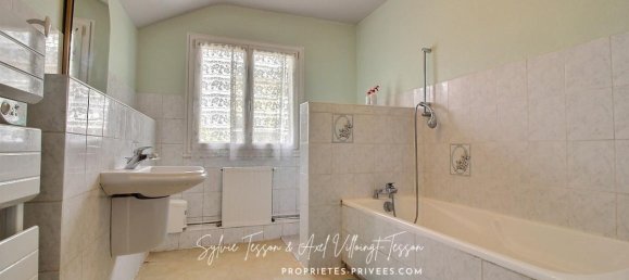 Casa de 2 dormitorios en Artenay, France No. 260410 11