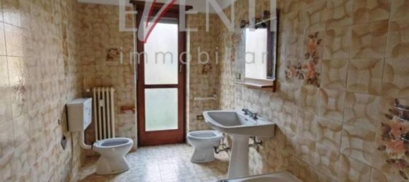 5 rooms Apartment in Perosa Argentina, Italy No. 27048 18