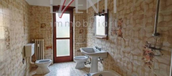 5 rooms Apartment in Perosa Argentina, Italy No. 27048 14
