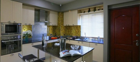 5 bedrooms Villa in Pattaya, Thailand No. 14742 10