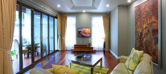 5 bedrooms Villa in Pattaya, Thailand No. 14742 7