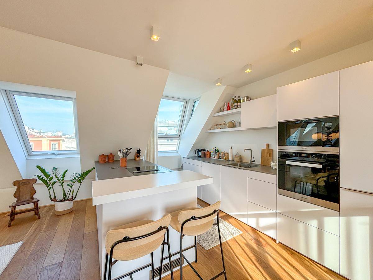 4 rooms Apartment in Alsergrund, Austria No. 109666