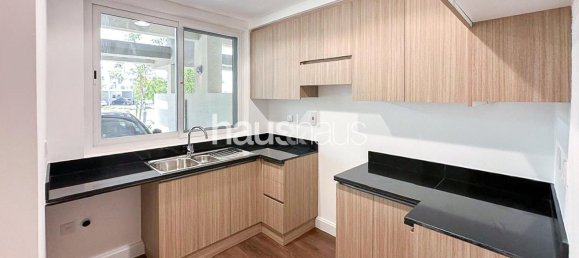 3 bedrooms Townhouse in DAMAC Hills (Akoya by DAMAC), UAE No. 99499 8