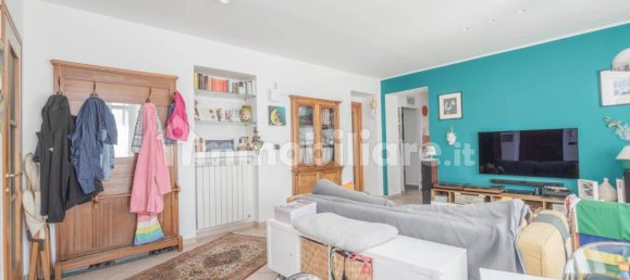 2 bedrooms Apartment in Turin, Italy No. 299370 8