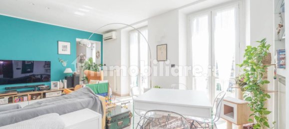 2 bedrooms Apartment in Turin, Italy No. 299370 7
