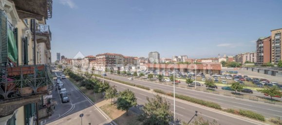 2 bedrooms Apartment in Turin, Italy No. 299370 39