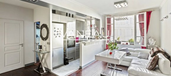 1 bedroom Apartment in Paris, France No. 165889 2