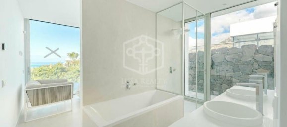 Вилла с 6 спальнями в Адехе, Испания № 16366 17