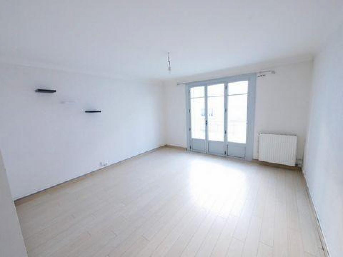 2 bedrooms Condo in Tarbes, France No. 30089