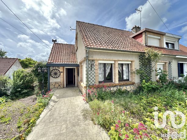 Casa de 4 divisões em Hallines, France N.º 310591