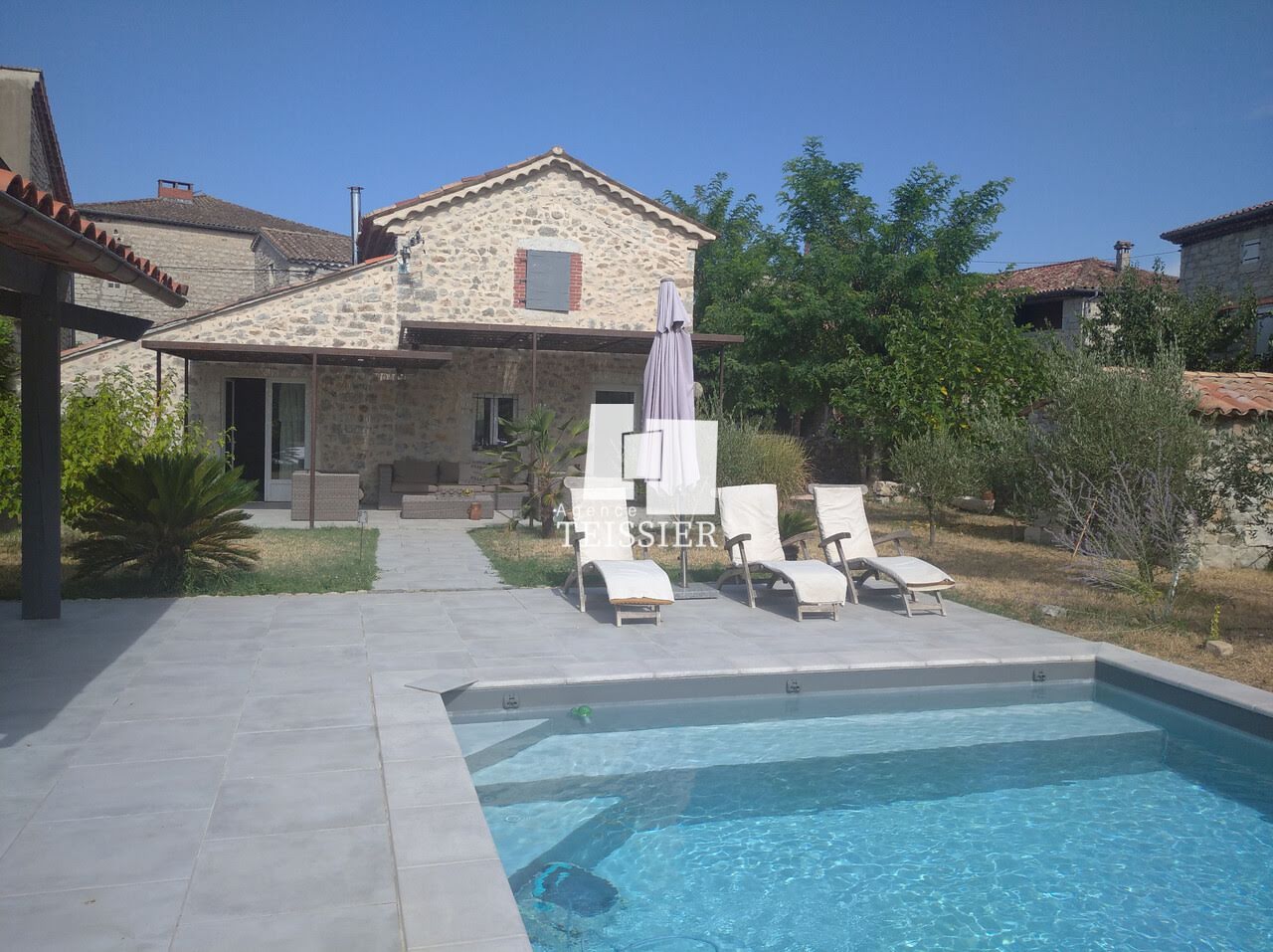 3 Schlafzimmer Haus in Berrias-et-Casteljau, France, Nr. 207046