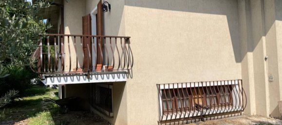 Villa T3 em Desenzano del Garda, Italy N.º 338766 3