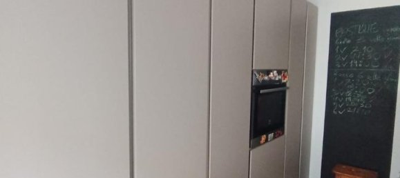 6غرفة شقة في Genoa, Italy رقم 28093 12