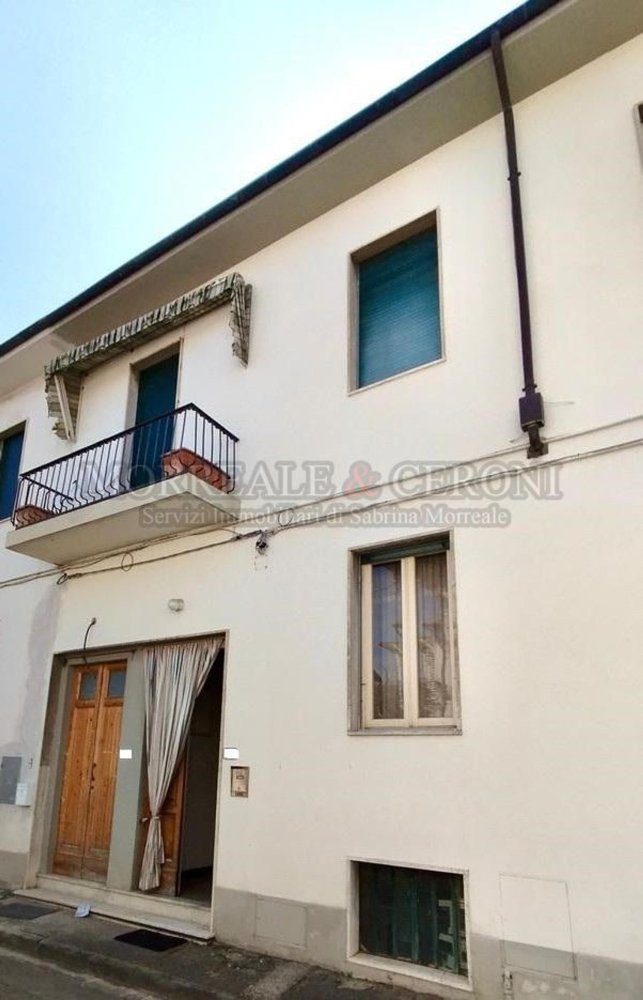 6-Zimmer Haus in Empoli, Italy, Nr. 114841