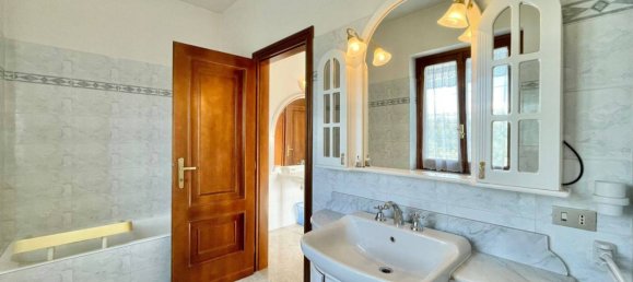 3 غرف نوم فيلا في Sora, Italy رقم 56367 42