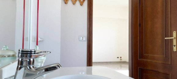 3 غرف نوم فيلا في Sora, Italy رقم 56367 37