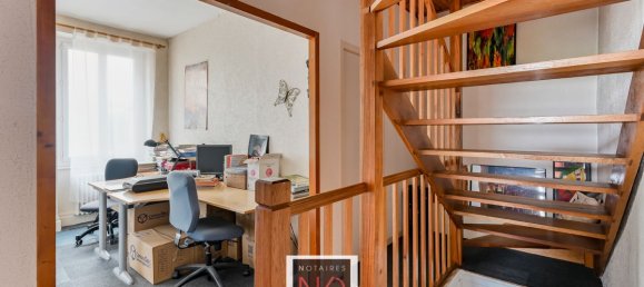 4 bedrooms Villa in Brindas, France No. 335374 10