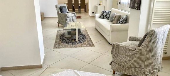 3 bedrooms Villa in Montignoso, Italy No. 216508 5