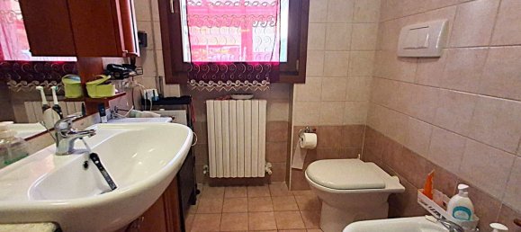6 rooms House in Campodoro, Italy No. 283931 16