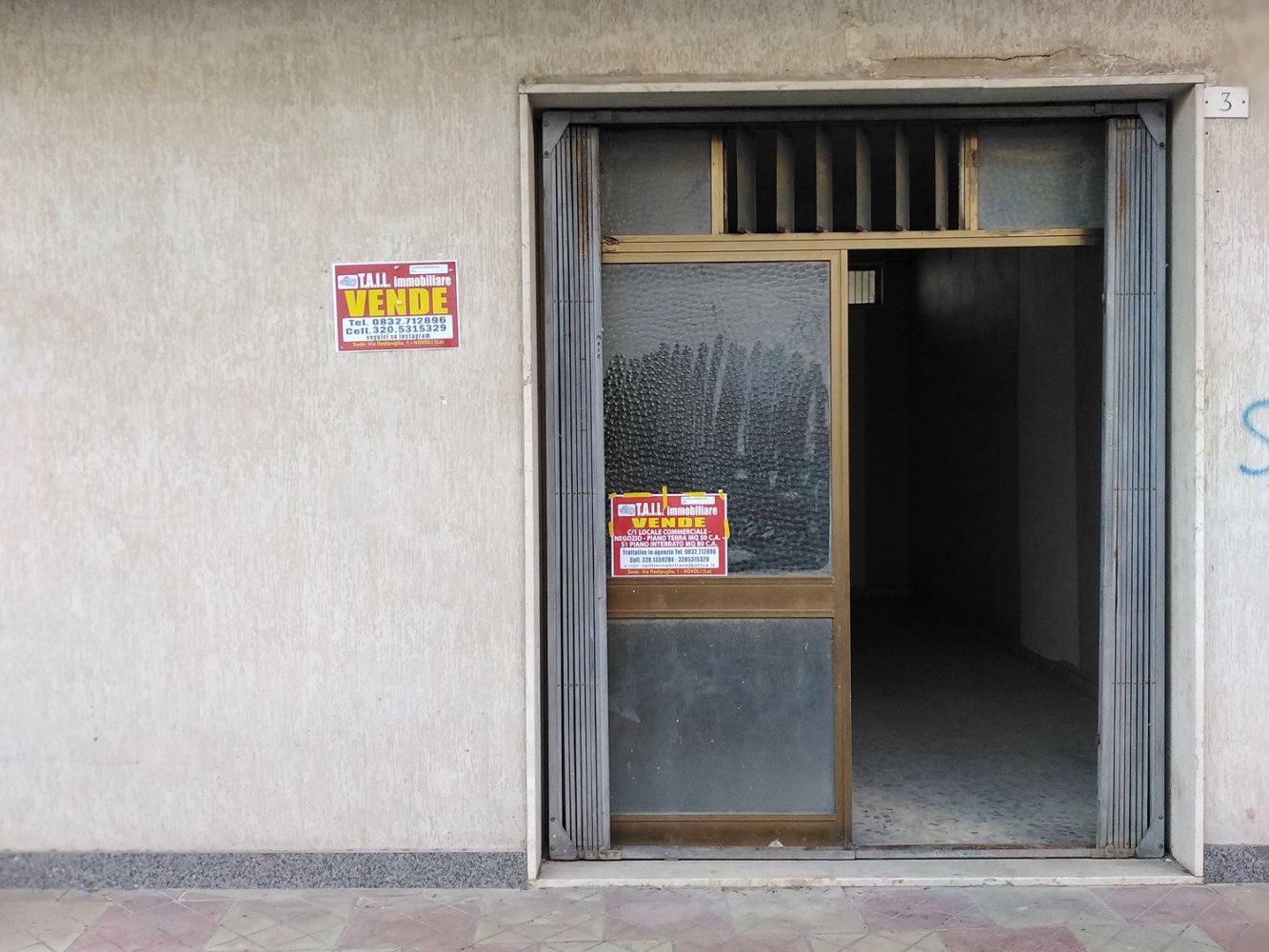 Коммерческая недвижимость 55м² в Novoli, Италия № 131987