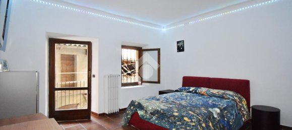 3 Schlafzimmer Haus in Azeglio, Italy, Nr. 178234 8