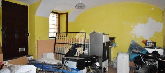 3 Schlafzimmer Haus in Azeglio, Italy, Nr. 178234 19