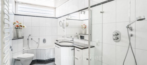 Bungalow de 3 dormitorios en Rhein-Erft, Germany No. 311560 4