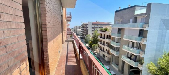 4 rooms Apartment in Andria, Italy No. 15102 6