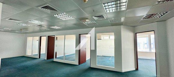 Bureau à Sheikh Zayed Road, UAE 186m² No. 107407 2