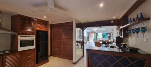 Таунхаус с 3 спальнями в Паттайя, Таиланд № 25327 8