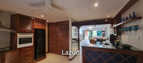 3 bedrooms Bungalow in Pattaya, Thailand No. 25327 4