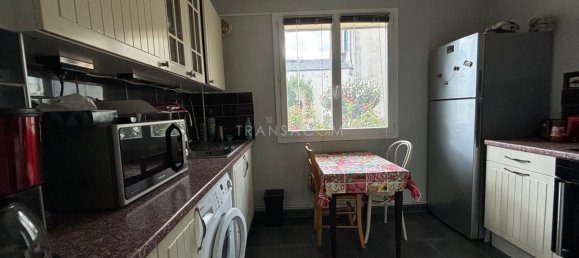 1 bedroom Apartment in Tours, France No. 247547 2