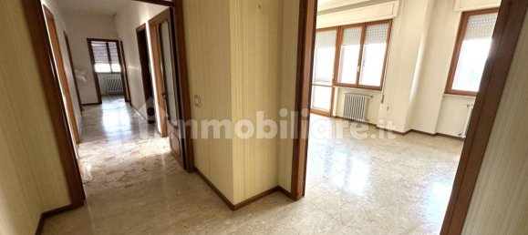 3 bedrooms Apartment in Nuoro, Italy No. 264966 7