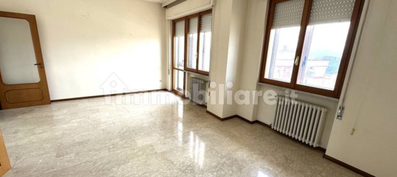 3 bedrooms Apartment in Nuoro, Italy No. 264966 6