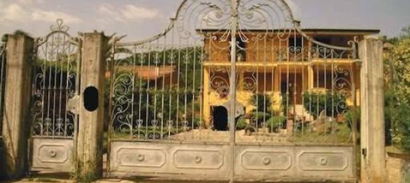 5 rooms Apartment in Artena, Italy No. 16687 3