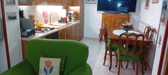 Дом с 6 комнатами в Лезина, Италия № 103829 5