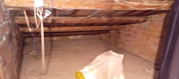 Дом с 6 комнатами в Лезина, Италия № 103829 18