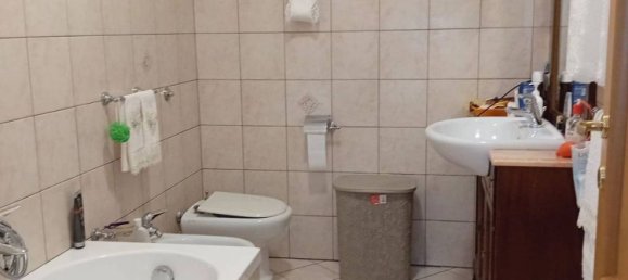 Дом с 6 комнатами в Лезина, Италия № 103829 17