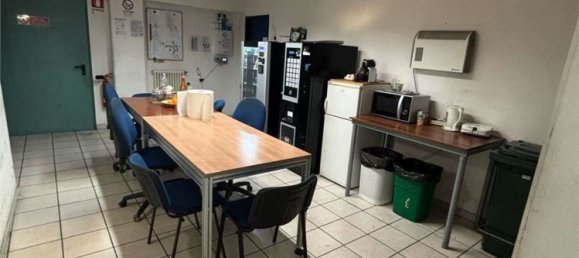 Склад 1900м² в Тавулия, Италия № 224960 9