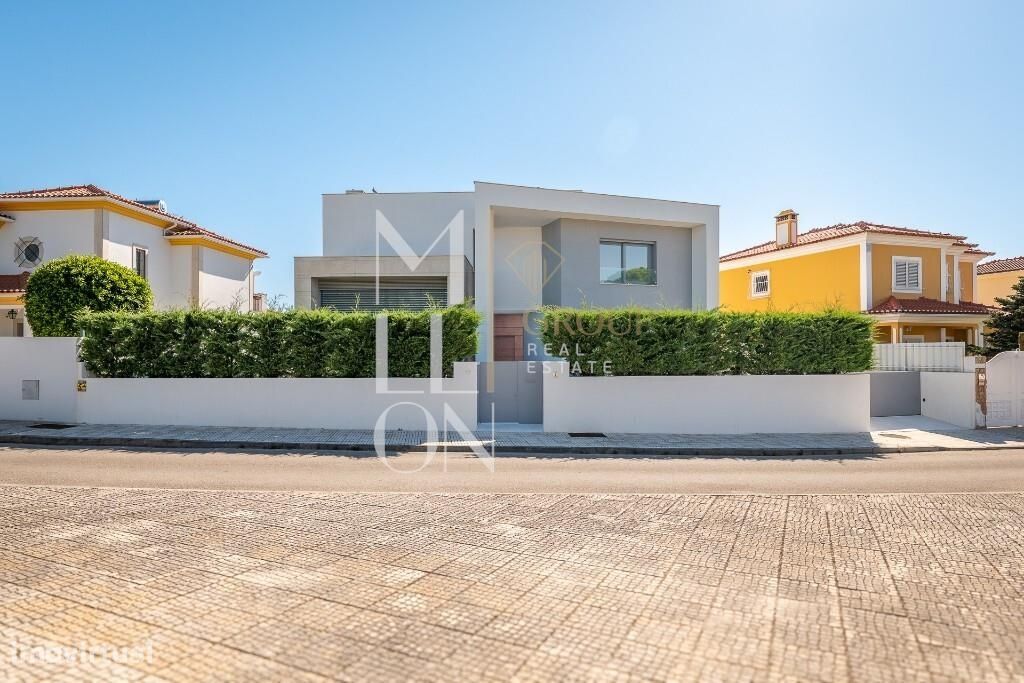 4 bedrooms House in Setubal, Portugal No. 126414