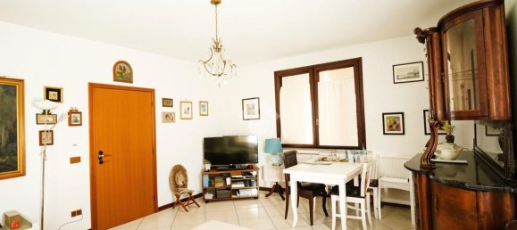 4 bedrooms Apartment in Gambettola, Italy No. 373081 3