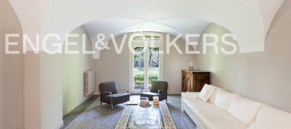 6 bedrooms House in Brescia, Italy No. 127202 3