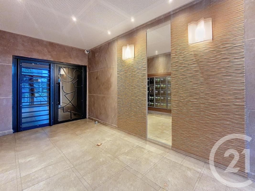 2 Schlafzimmer Wohnung in Nanterre, France, Nr. 163746