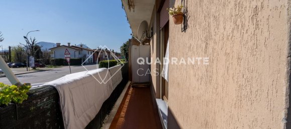 3 rooms Apartment in Cervarese Santa Croce, Italy No. 12867 12