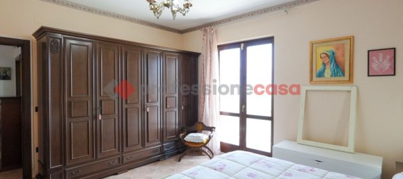 7-Zimmer Villa in Roccadaspide, Italy, Nr. 136697 11
