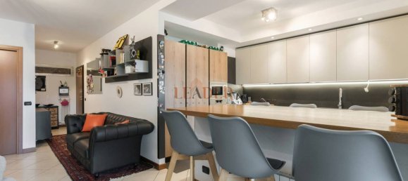 2 Schlafzimmer Wohnung in Bergamo, Italy, Nr. 380908 7