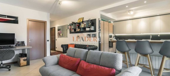 2 Schlafzimmer Wohnung in Bergamo, Italy, Nr. 380908 5