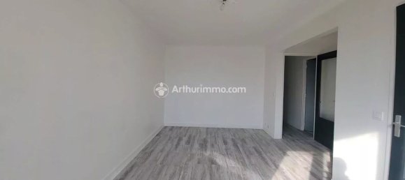 Apartamento de 1 dormitorio en Villiers-le-Bel, France No. 146630 5